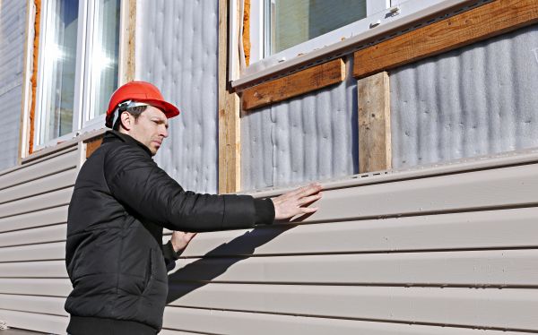 Vinyl Cladding Repair in Baytown