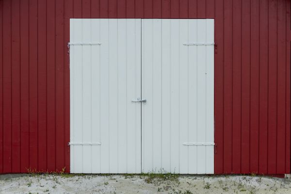 Pole Barn Siding Installation in Baytown