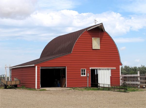 Metal Barn Siding Installation in Baytown