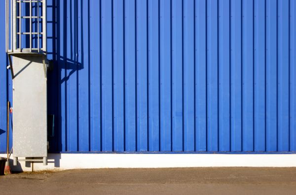 Ribbed Metal Siding Repair in Baytown